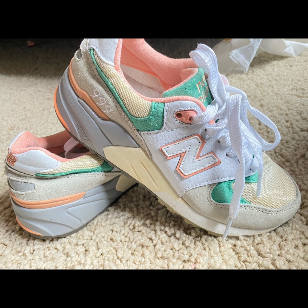 New Balance 999